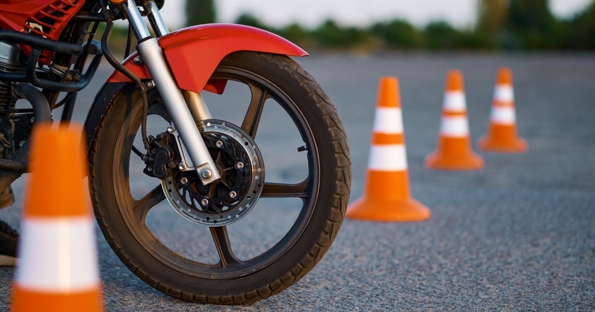 Voglia di libertà? La patente per la moto potrebbe esserti utile!